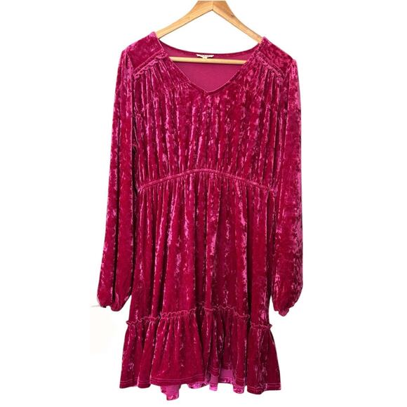 Jodiful Magenta Pink Medium Crushed Velvet Long SLeeve Tiered Dress - Picture 2 of 8